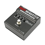 Radial HotShot ABo, Latching footswitch toggles one XLR input to two XLR outputs