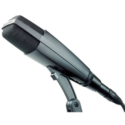 Sennheiser MD 421-II, 000984, Cardioid dynamic with five position bass rolloff switch.